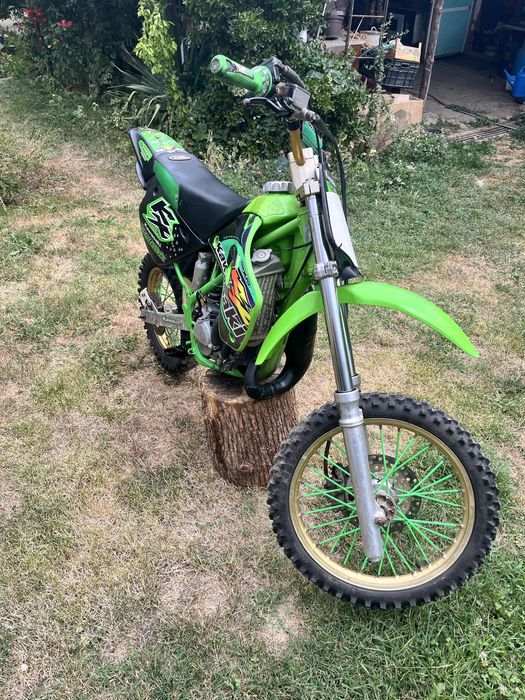 Kawasaki kx80 2000година