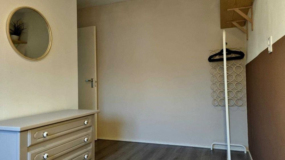 Дава се под наем Двустаен апартамент в София, Център - 55 кв.м за 408 € - Снимка #2