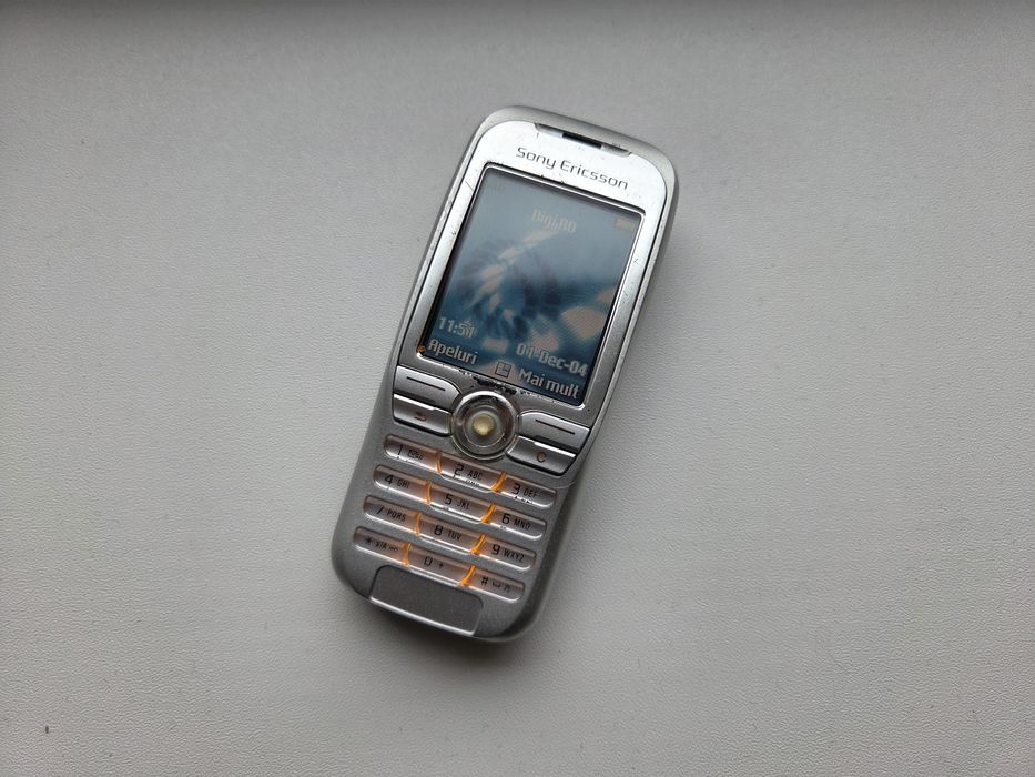 Sony Ericsson K500i - telefon de colectie