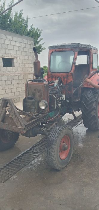 T40 трактор сотилади