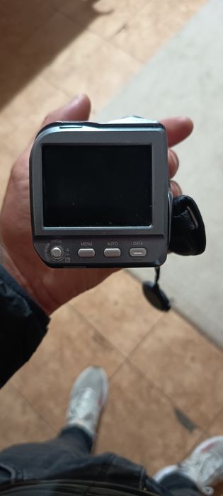 Aparate foto in stare de futionare la una nu am in carcator