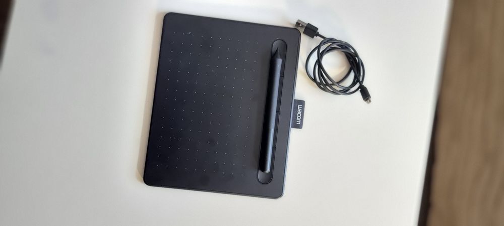 Wacom Intuos / Intuos S (CTL-4100) – tabletă grafică, pen creativ, sta