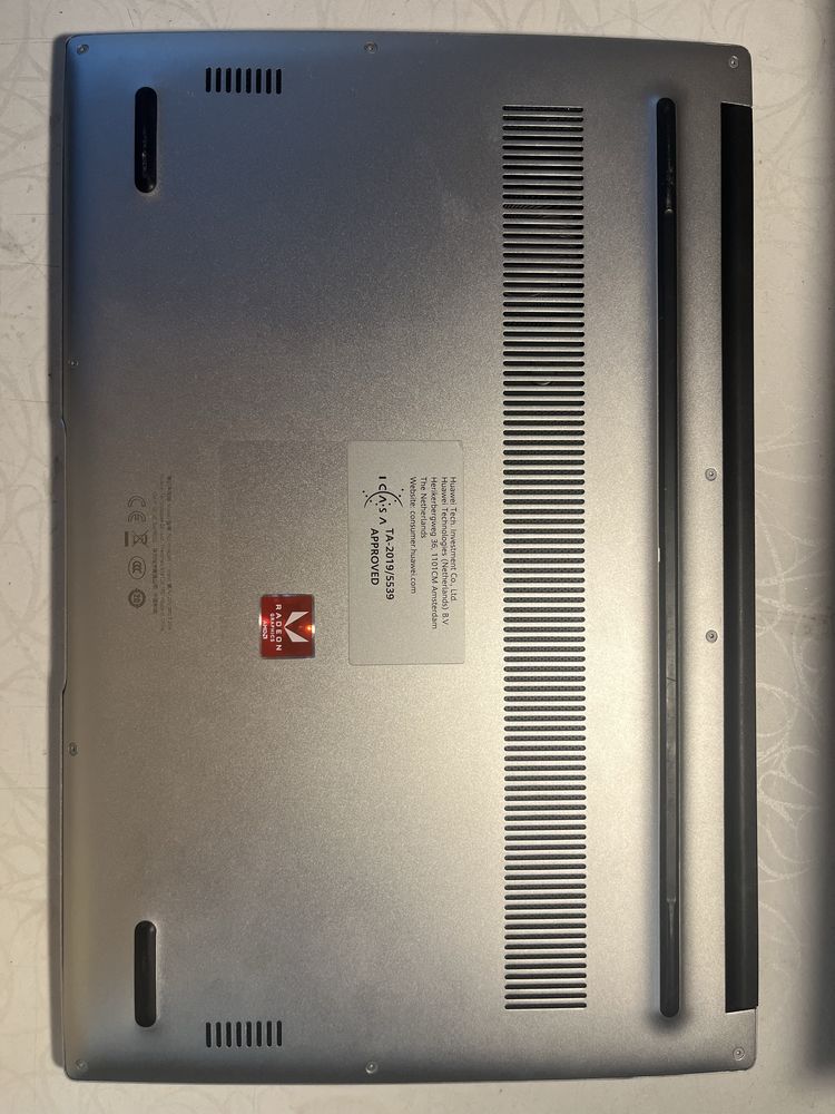 Huawei MateBook D 14
