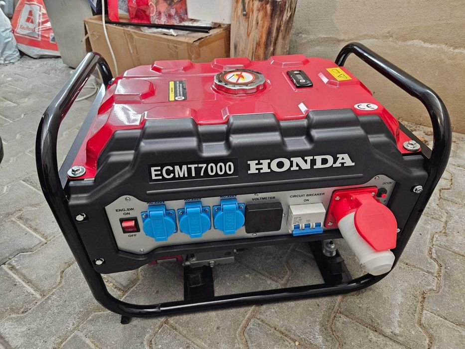 Генератор Honda ECMT7000