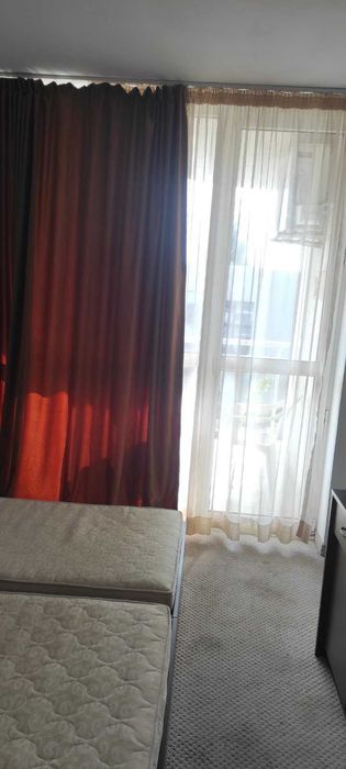 Продавам пердета