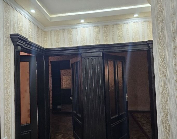Аренда 3 комнатной квартиры  на Ш. Руставели  1 этаж со всеми удобств