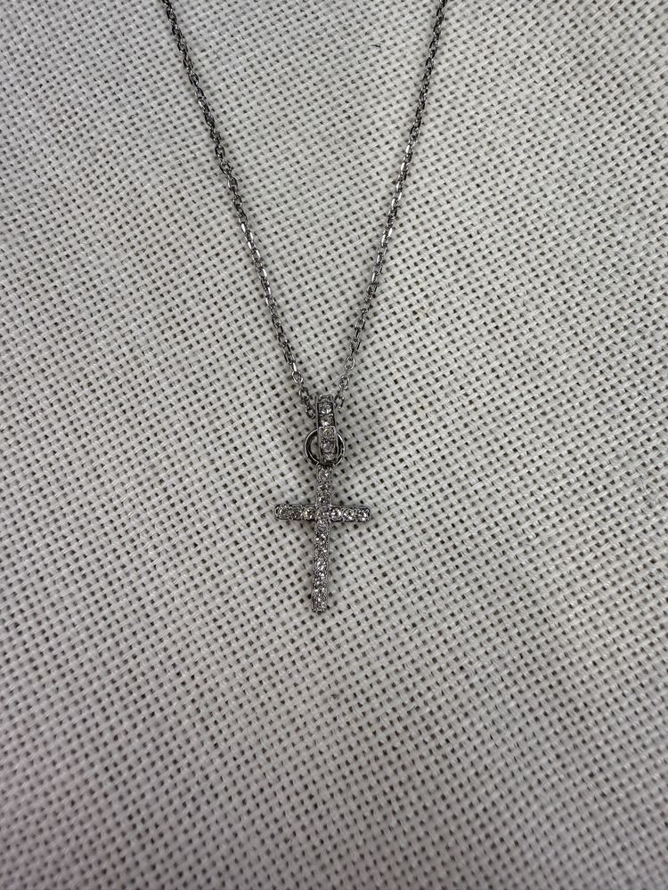 SWAROVSKI colier cu Cruce cu pietricele, argintiu