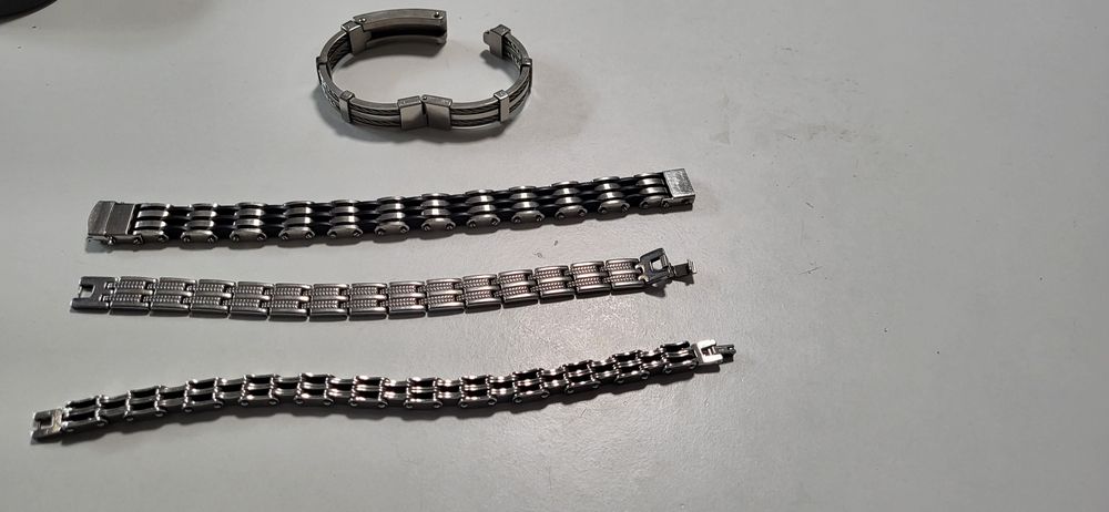 Bratari barbatesti din inox