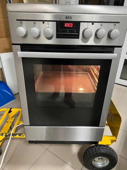 AEG-стояща печка с керамични котлони,мод:47095VD