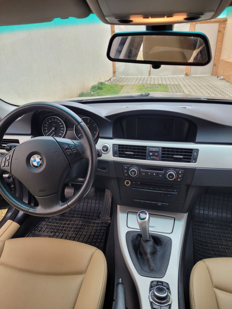 Vând BMW e91 diesel 202000 km.