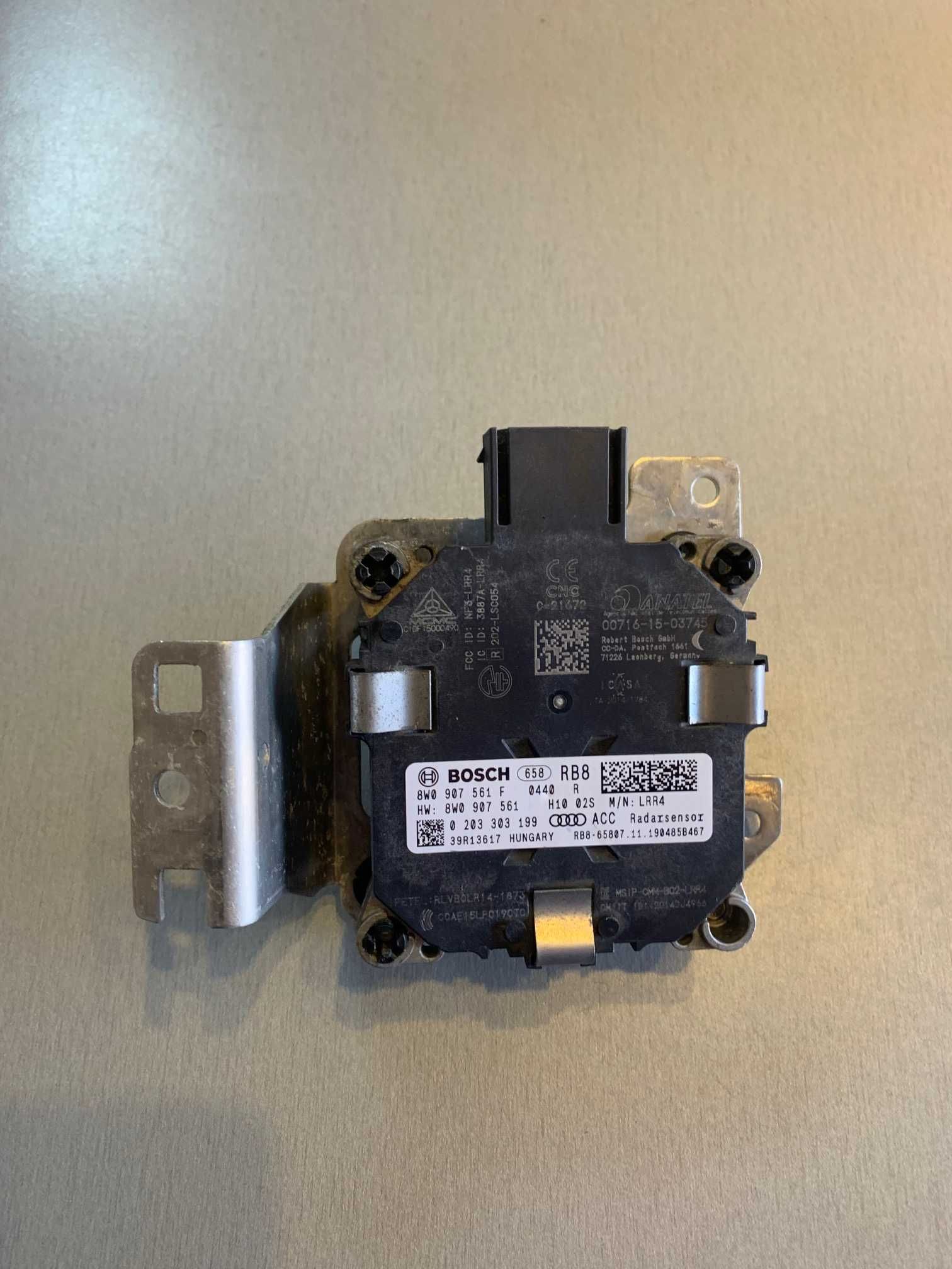 Radar distronic acc 8W0907561F audi a4 a5