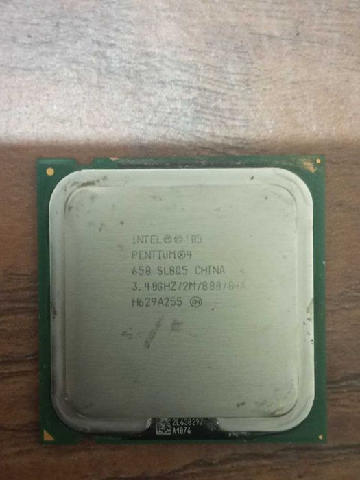 Intel pentium 4 650 SL8Q5 3,4 ghz