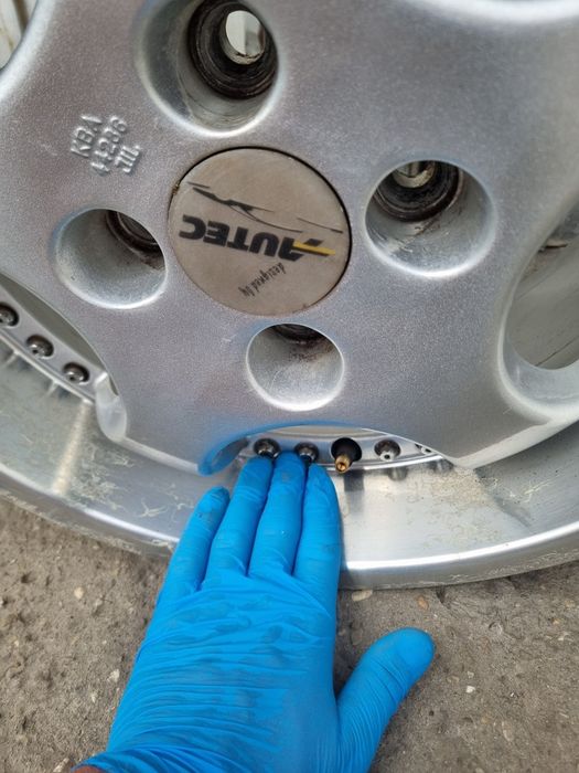 Jante cu buza R15 Aliaj 4x100 AUTEC 7J ET 38 Dacia Renault Chevrolet