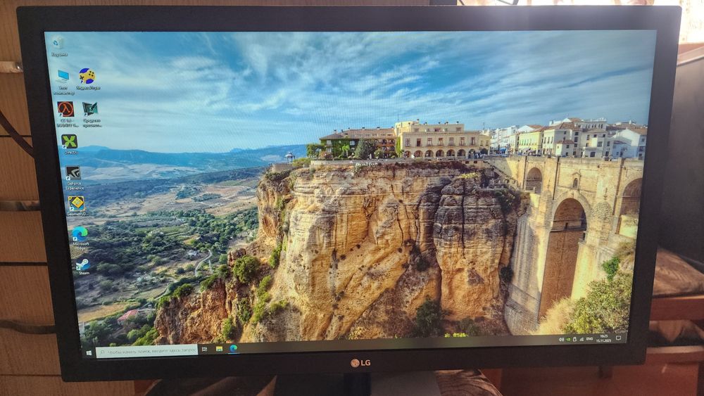 Монитор Lg 22mn430m