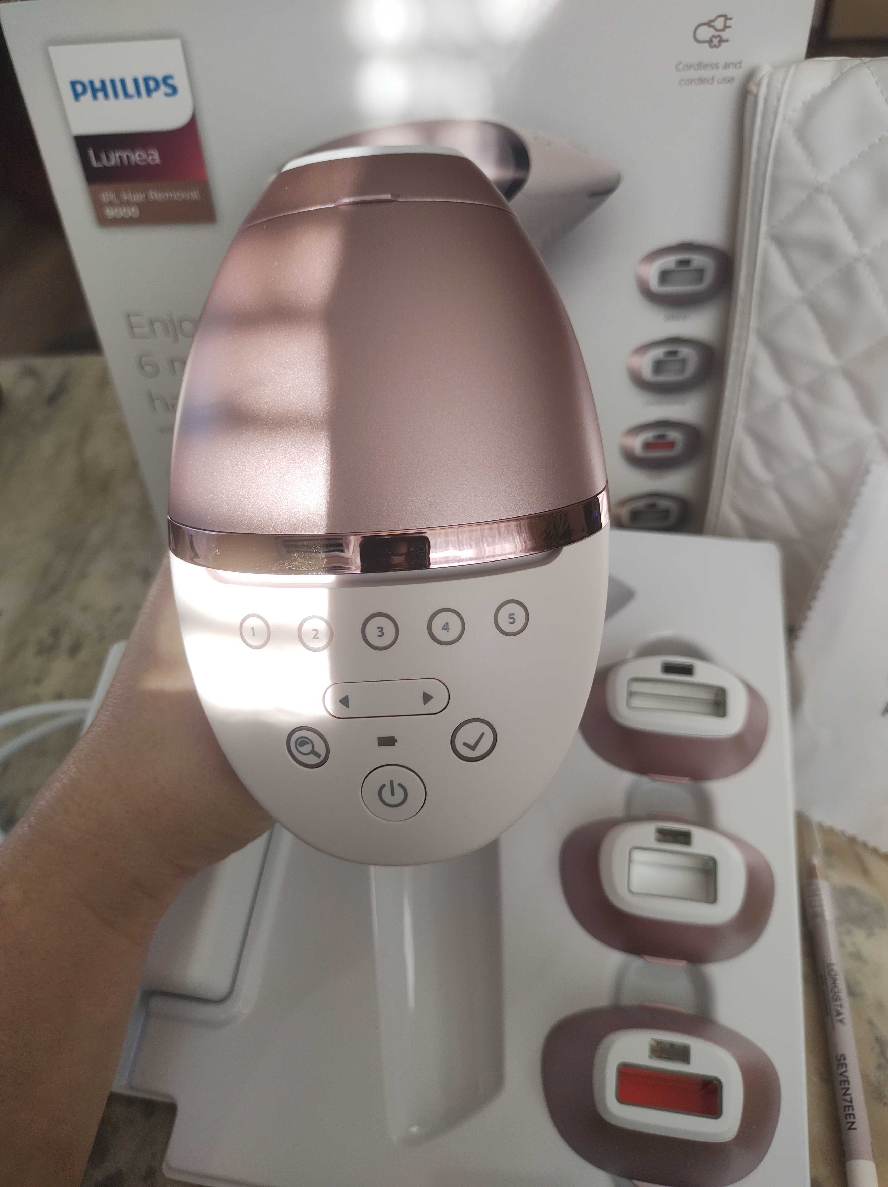 Фотоепилатор PHILIPS LUMEA BRI958/00