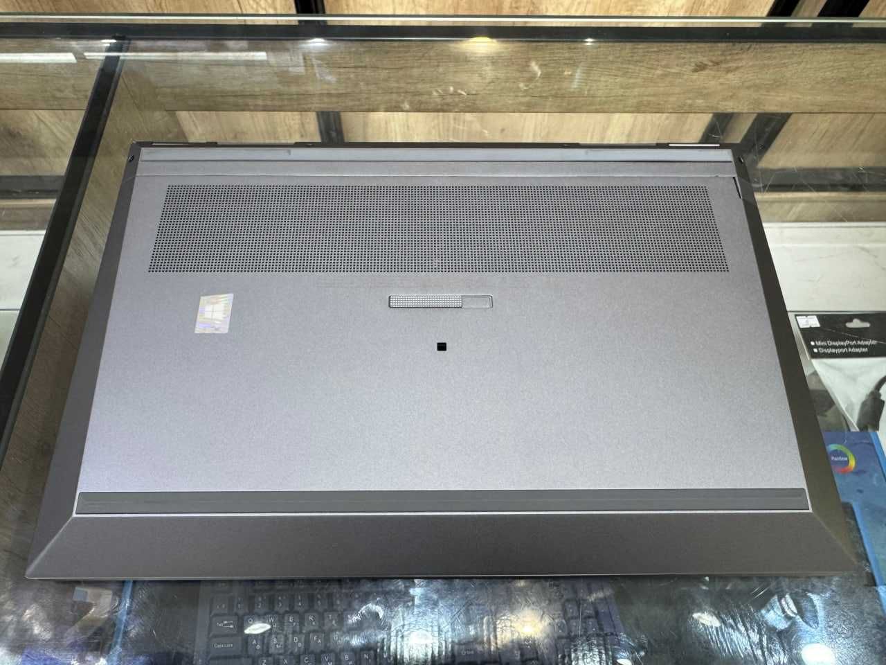 HP ZBook 15 Intel Core i9-10885H озу16гб 1T ssd Nvidio Quadro RTX 3000