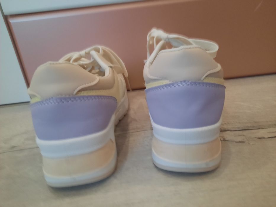 Спортни обувки (кецове) за момиче 36 номер