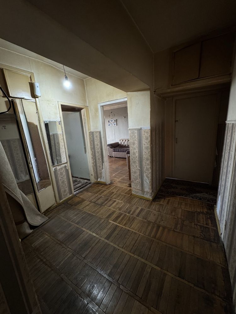 Продам квартиру свою 4/4/4 без посредников