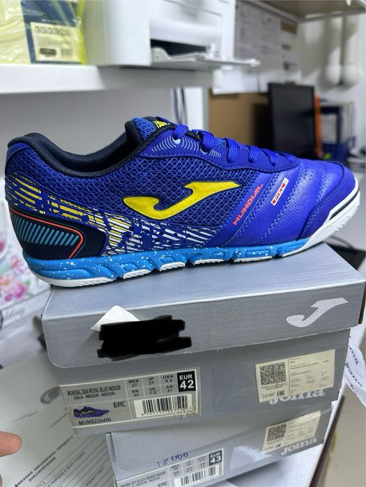 Футбольные бутсы JOMA