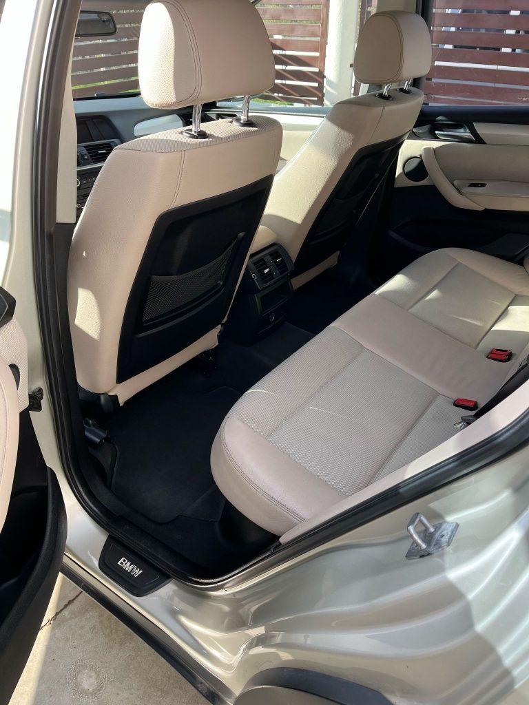 Vînd bmw x3 2011