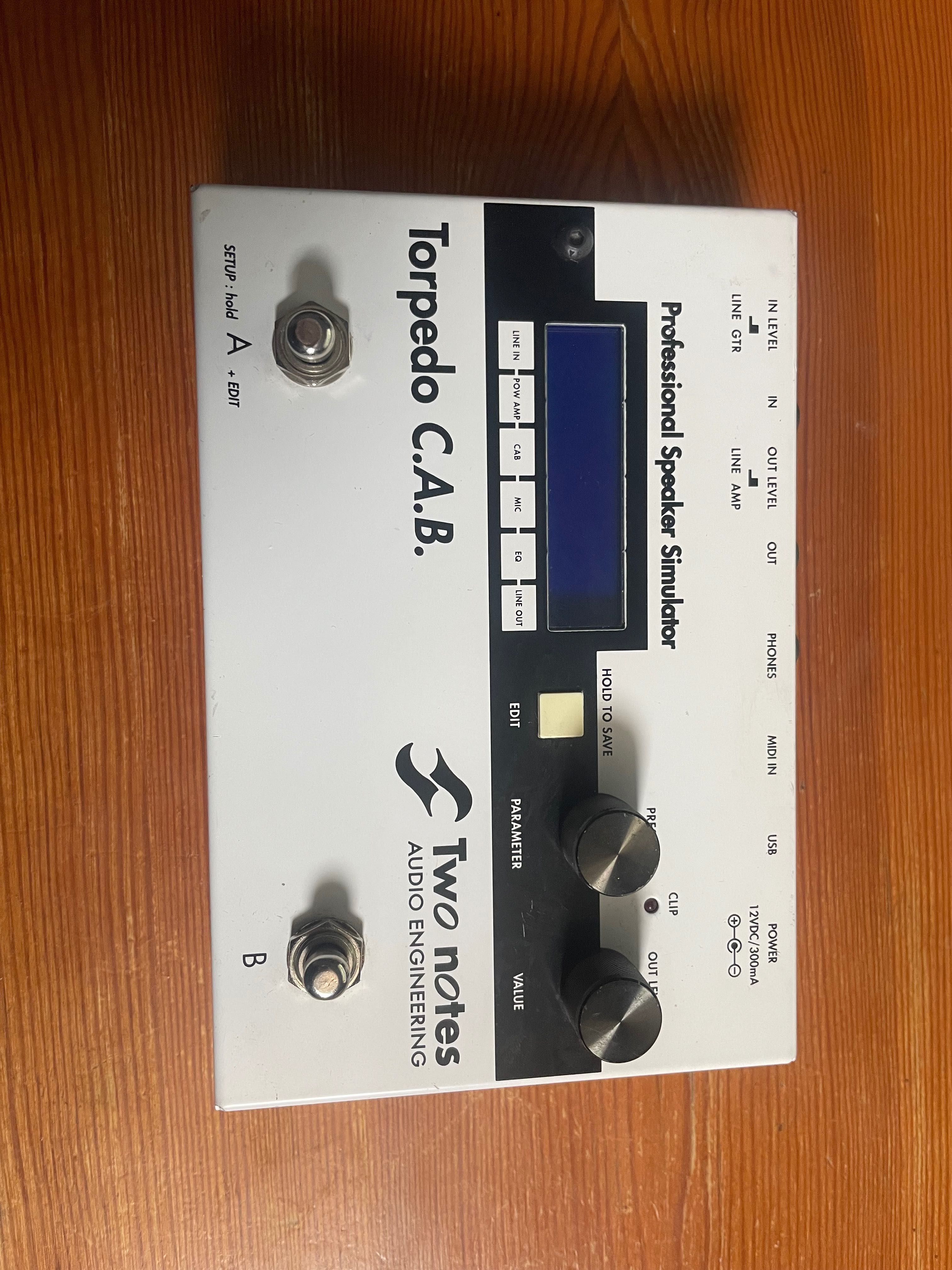 Two notes Tropedo C.A.B. Speaker simulator