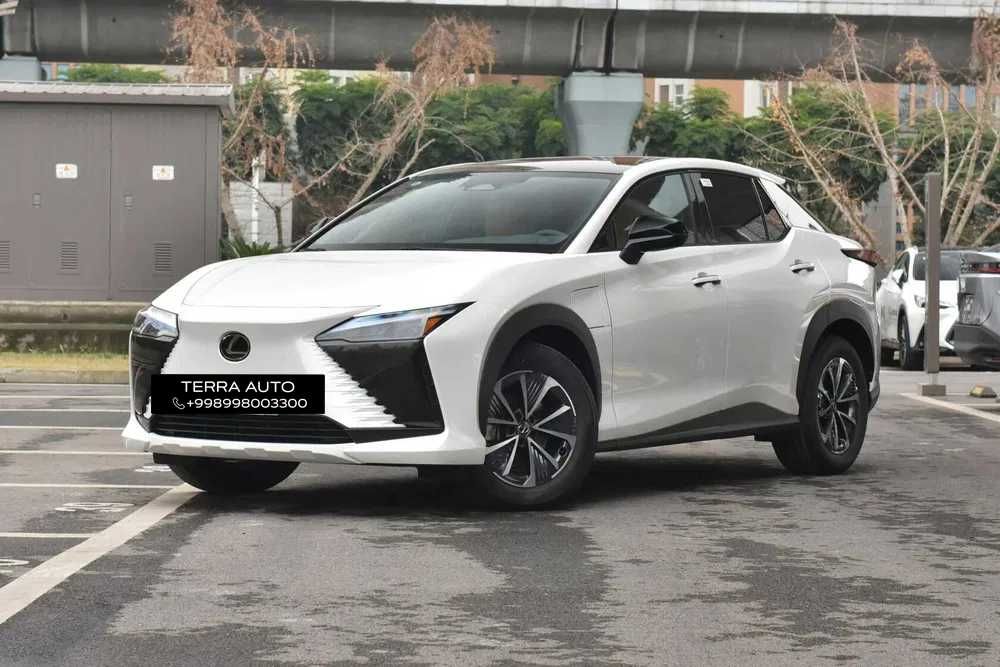 Lexus RZ UX вся серия по заказу в кратчайшие сроки
