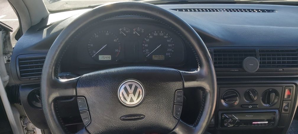Продавам Vw passat b5