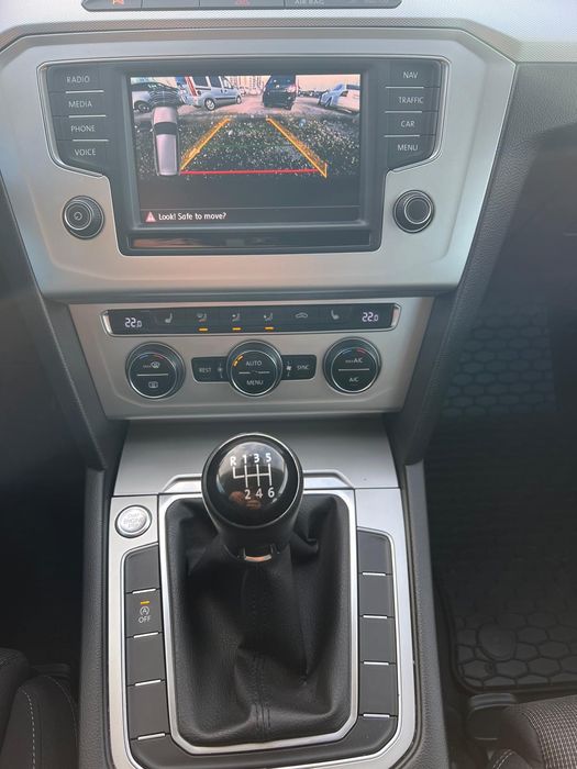 Vw passat b8 / 2.0 tdi / 150CP / leduri / camera /distributie noua
