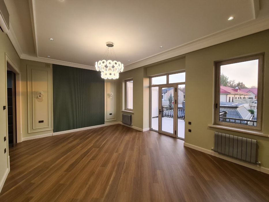 Продам Новый ДОМ Центр Луначарского 7.5 соток