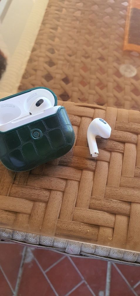 Airpods sotiladi arginal. model: EW 43 J-22K