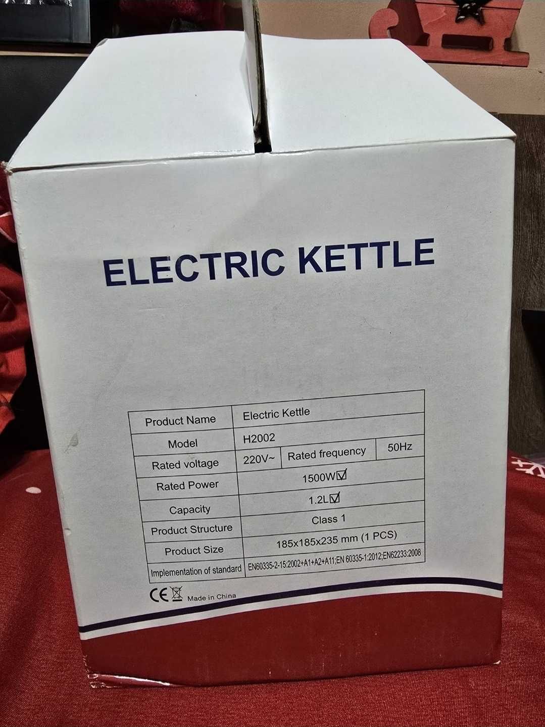 Fierbator electric electric Kettle nou.