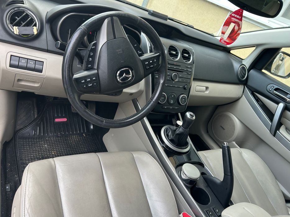 Mazda cx7 avariata