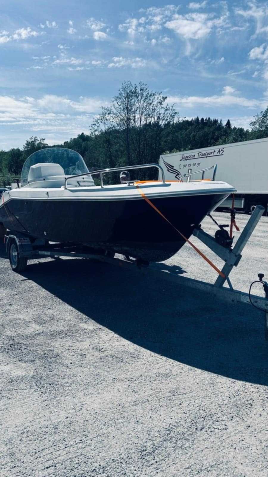 лодка Dolmoy 160 sport