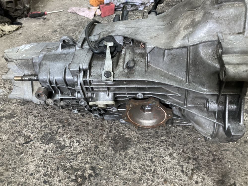 Vw passat 4 1.9tdi 90ks ръчна скоростна кутия 5 скорости