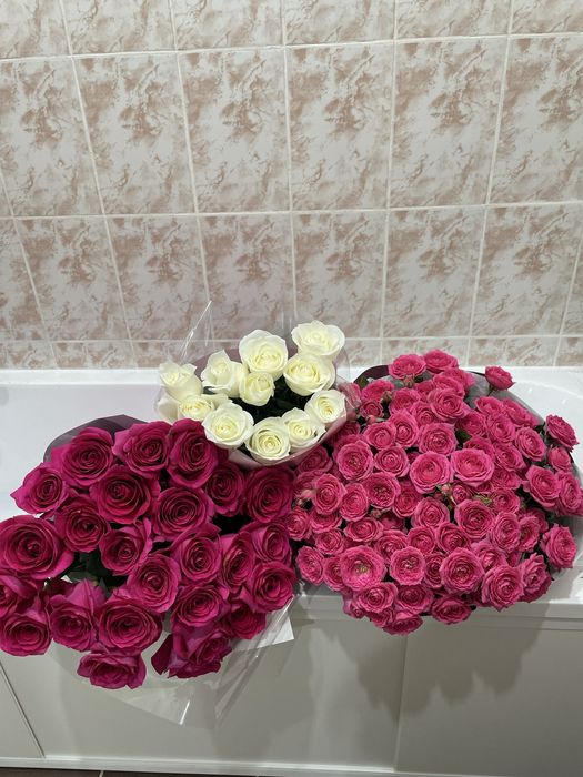 Свежие цветы шарики