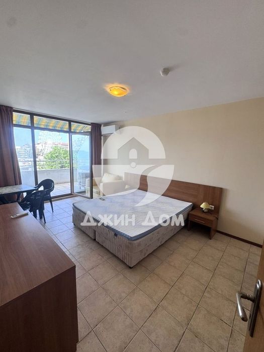 Продава се Двустаен апартамент в к.к. Слънчев бряг - 80 кв.м за 1688 €/кв.м - Снимка #3