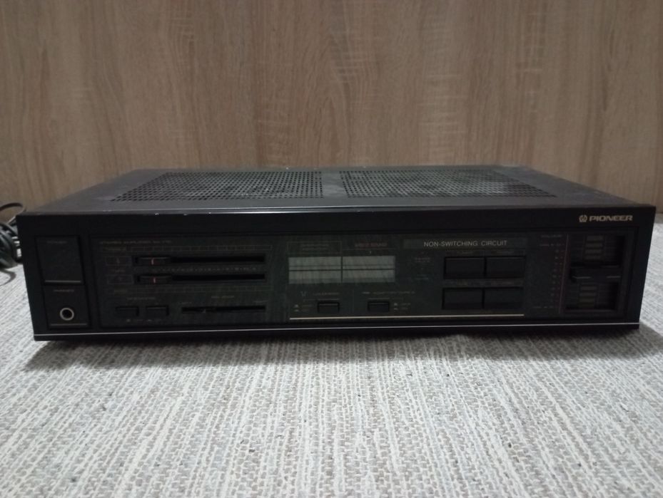 Amplificator Pioneer SA_770. Pret 300ron
