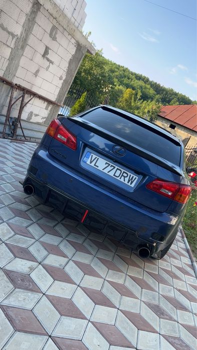 Vand/Schimb Lexus IS 220 D