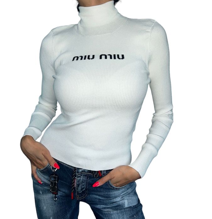 Дамска блуза с поло