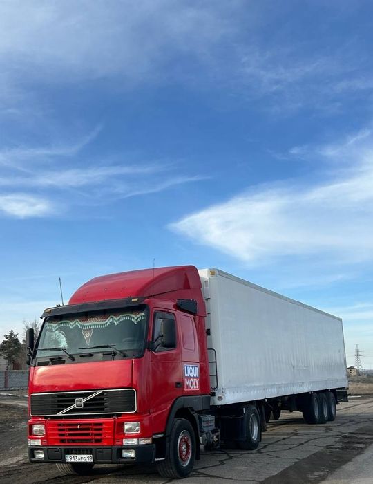 Продам тягач в сцепке Volvo FH12