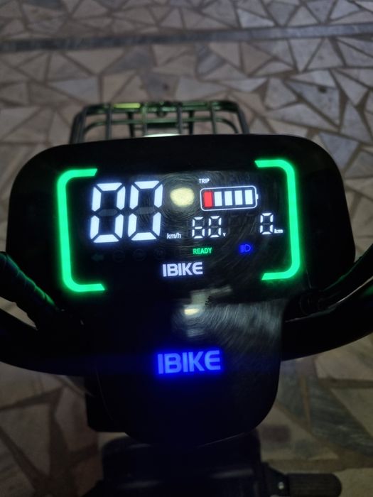 Electro Skuter bike sotiladi