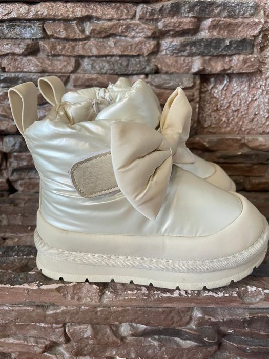 Уги зимние на девочку