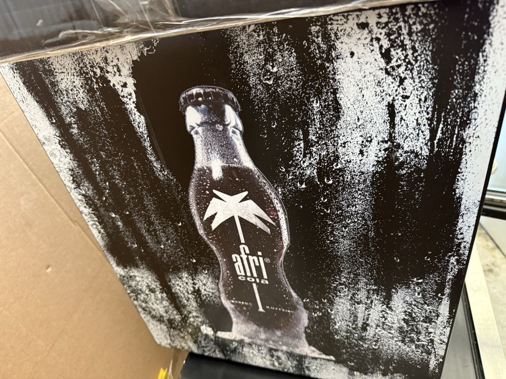 Vitirna Afri cola
