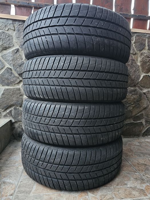 Anvelope Barum 215/55 R17 Iarna