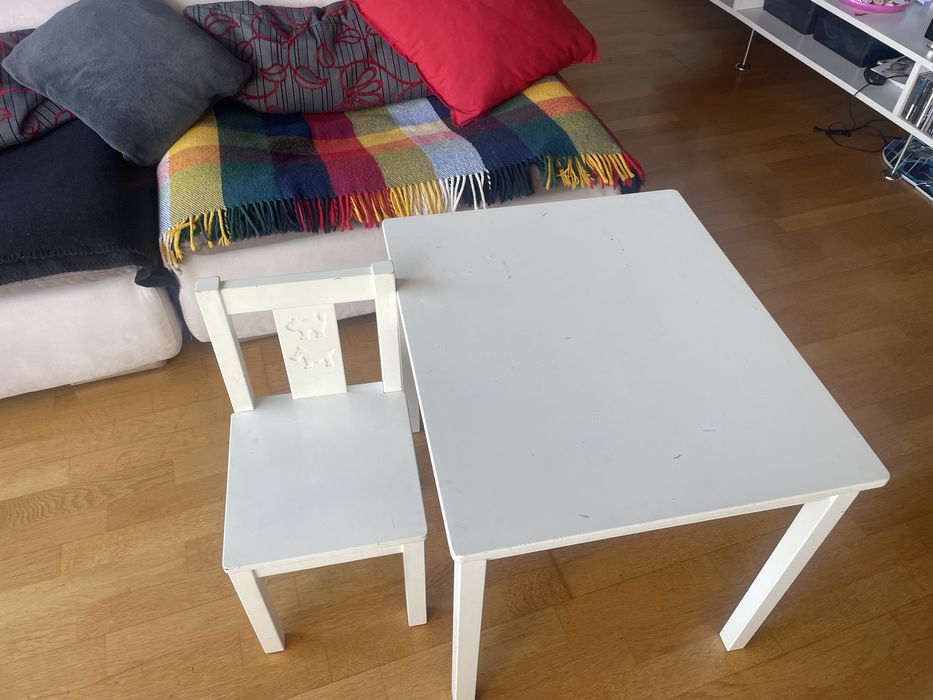 Masuta si scaun copii Ikea