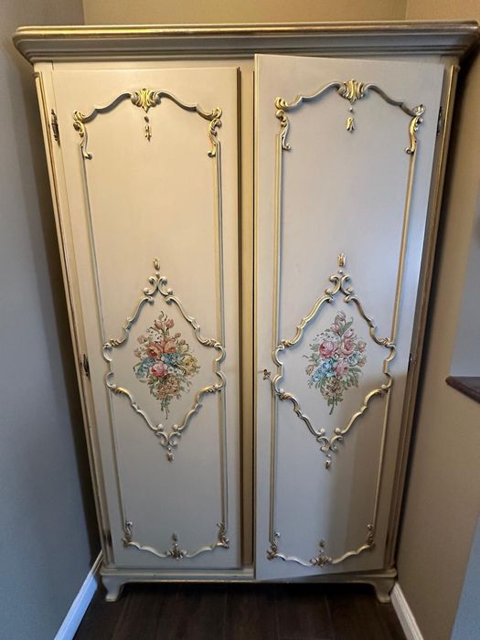 Set complet de mobilier din lemn masiv, stil baroc, stare foarte buna!