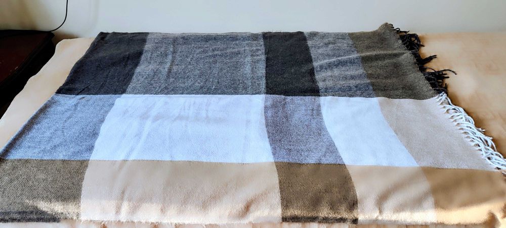 Шарф-палантин новый