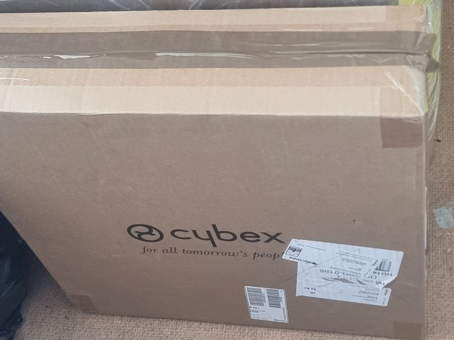 Чисто нова бежова тапицерия Cozy Beige за Cybex Priam и e-Priam