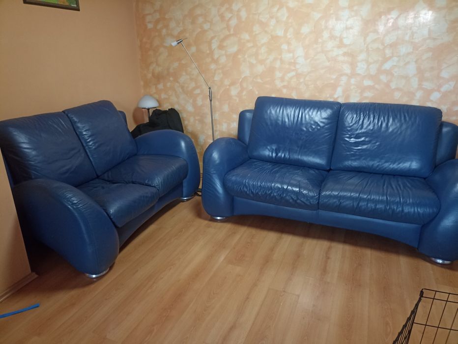 Продавам италианска  тройка кожен диван
