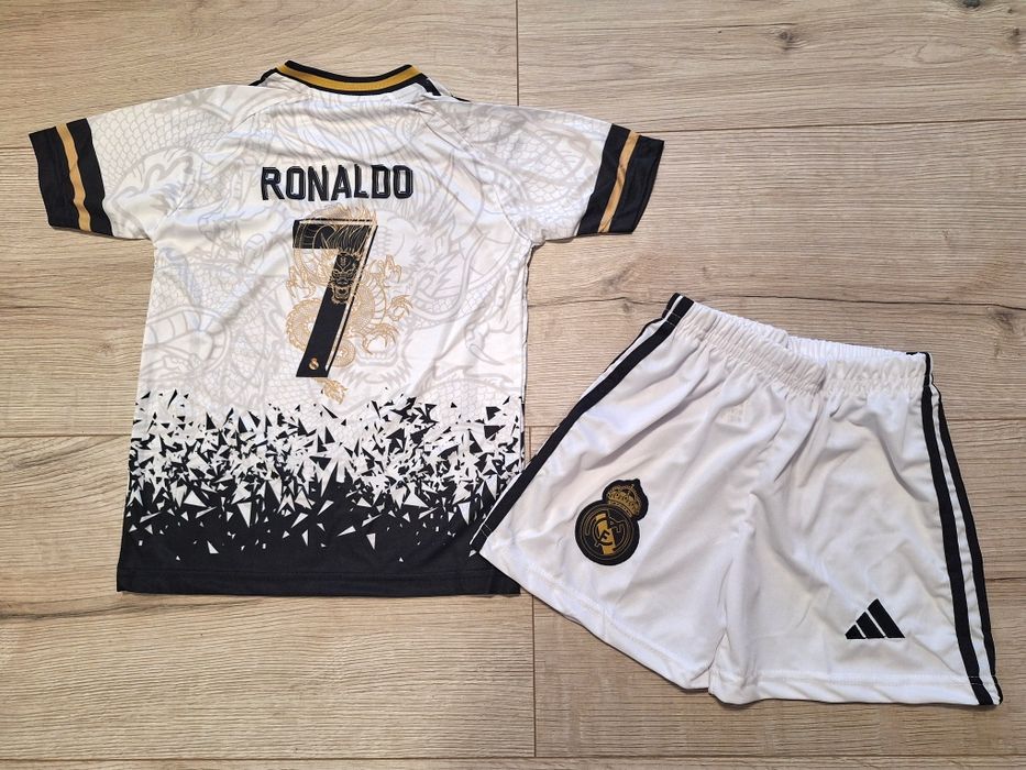 Детски екип на Кристиано Роналдо #РЕАЛ М #специално издание Дракон!
